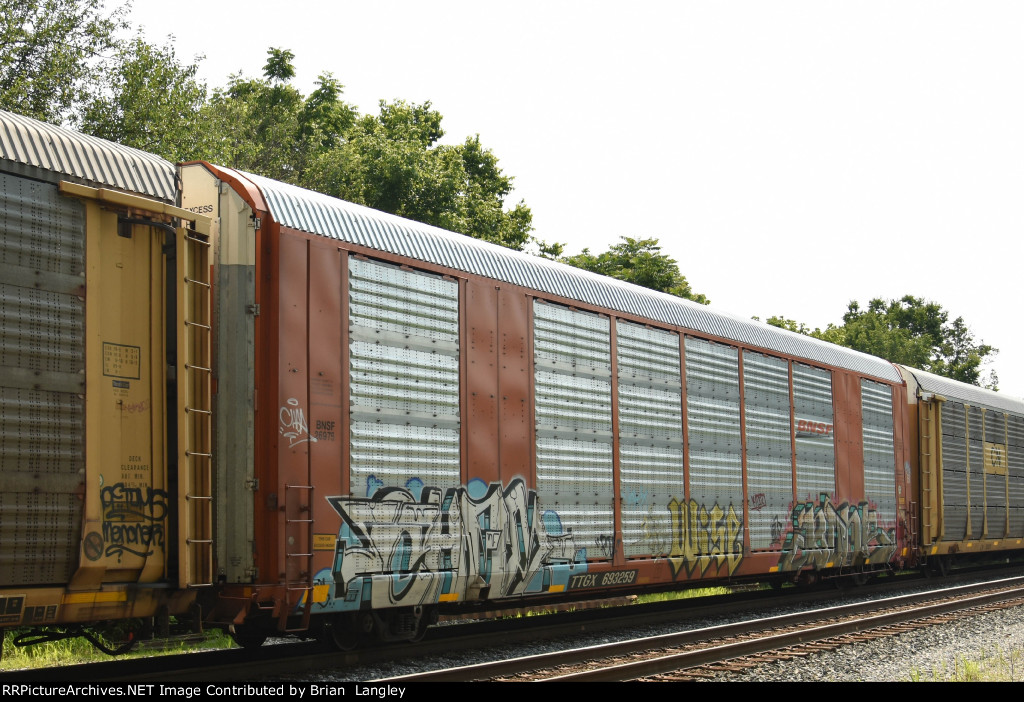 693259